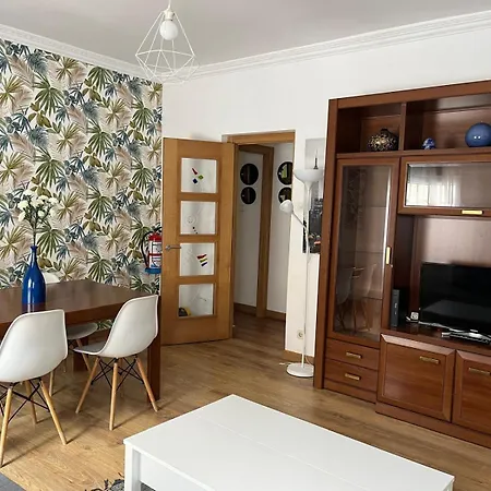 Апартаменты Bajo Al Lado Del Ayuntamiento