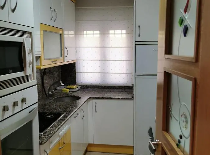 Bajo Al Lado Del Ayuntamiento Santander